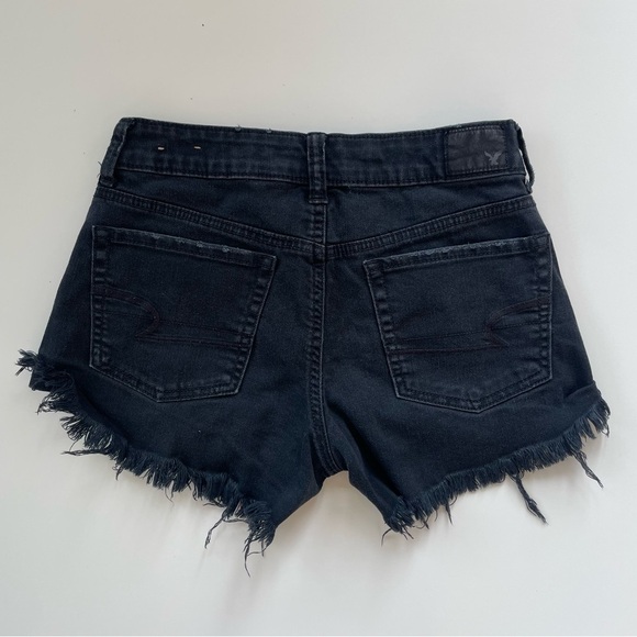 American Eagle Women's Black Distressed High Waist Hi-Rise Festival Shorts Sz 2 - Picture 2 of 8